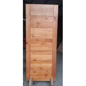 Puerta Foresta Alejandría Pino Radiata PDA